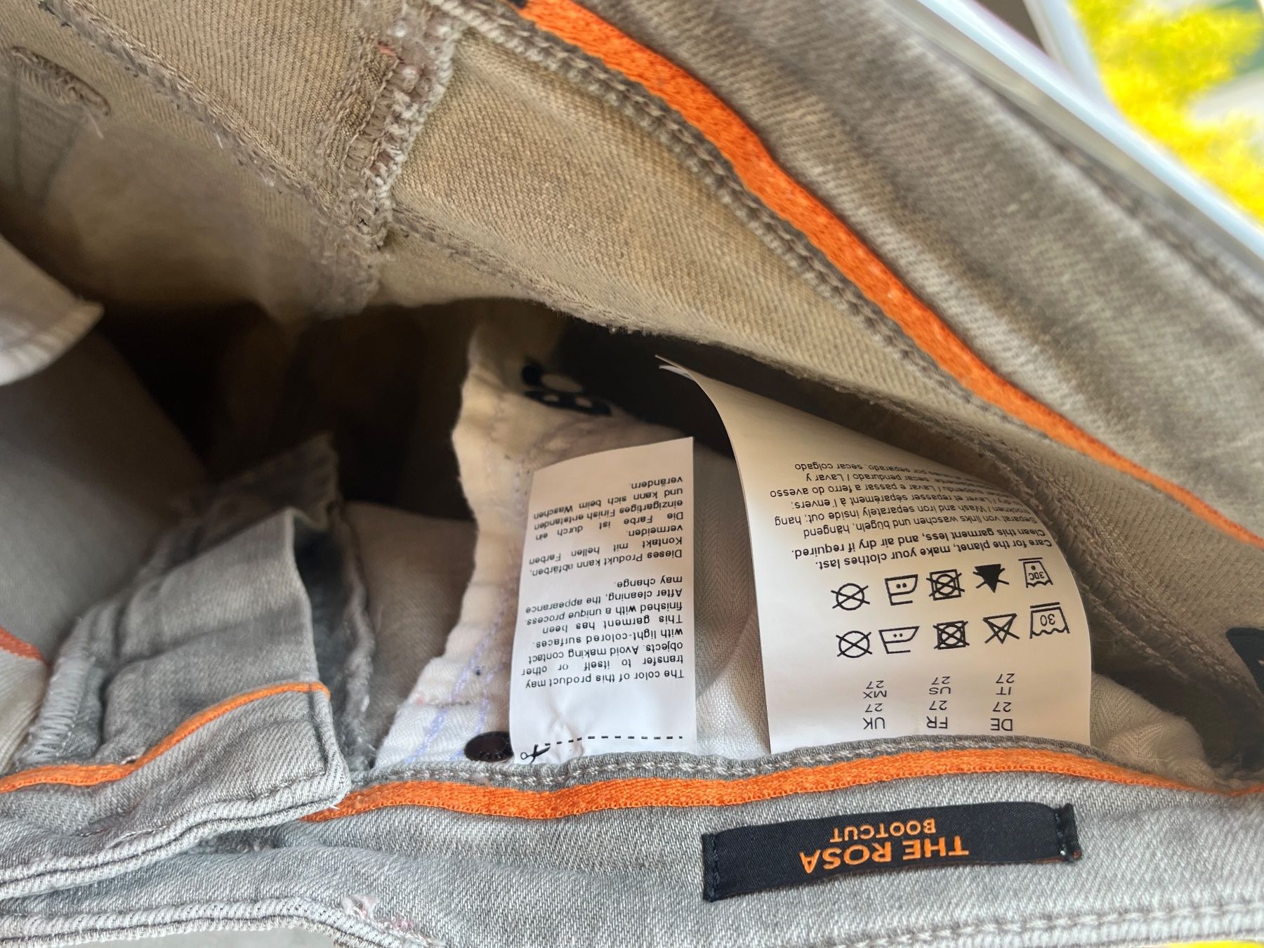 Hugo Boss Jeans: Hugo Boss Flared Jeans grau – D'occasion à Zürich par mek_gw27 4