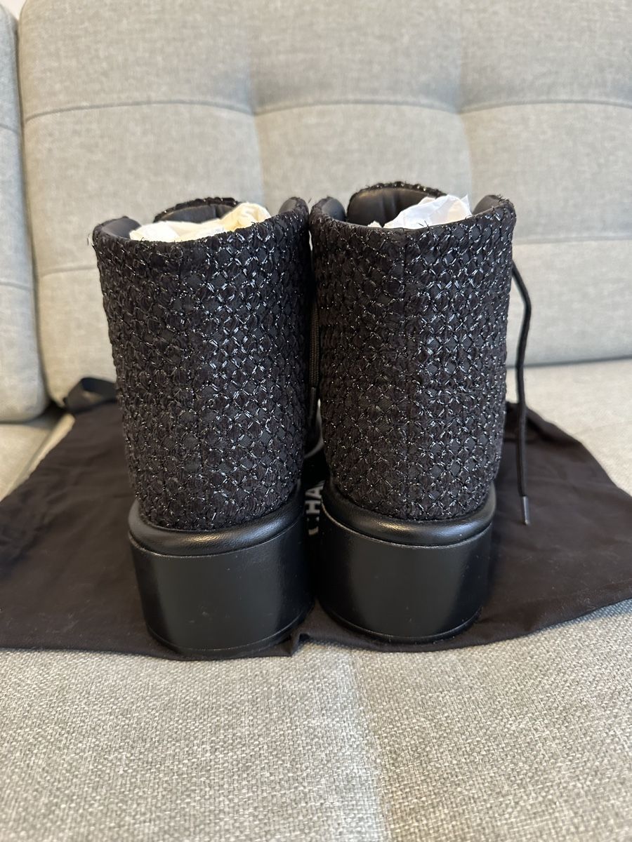 Chanel Scarpe da donna: Chanel boots , 40c – Nuovo (secondo la descrizione) da Küssnacht am Rigi venduto da hor_dpb7 3