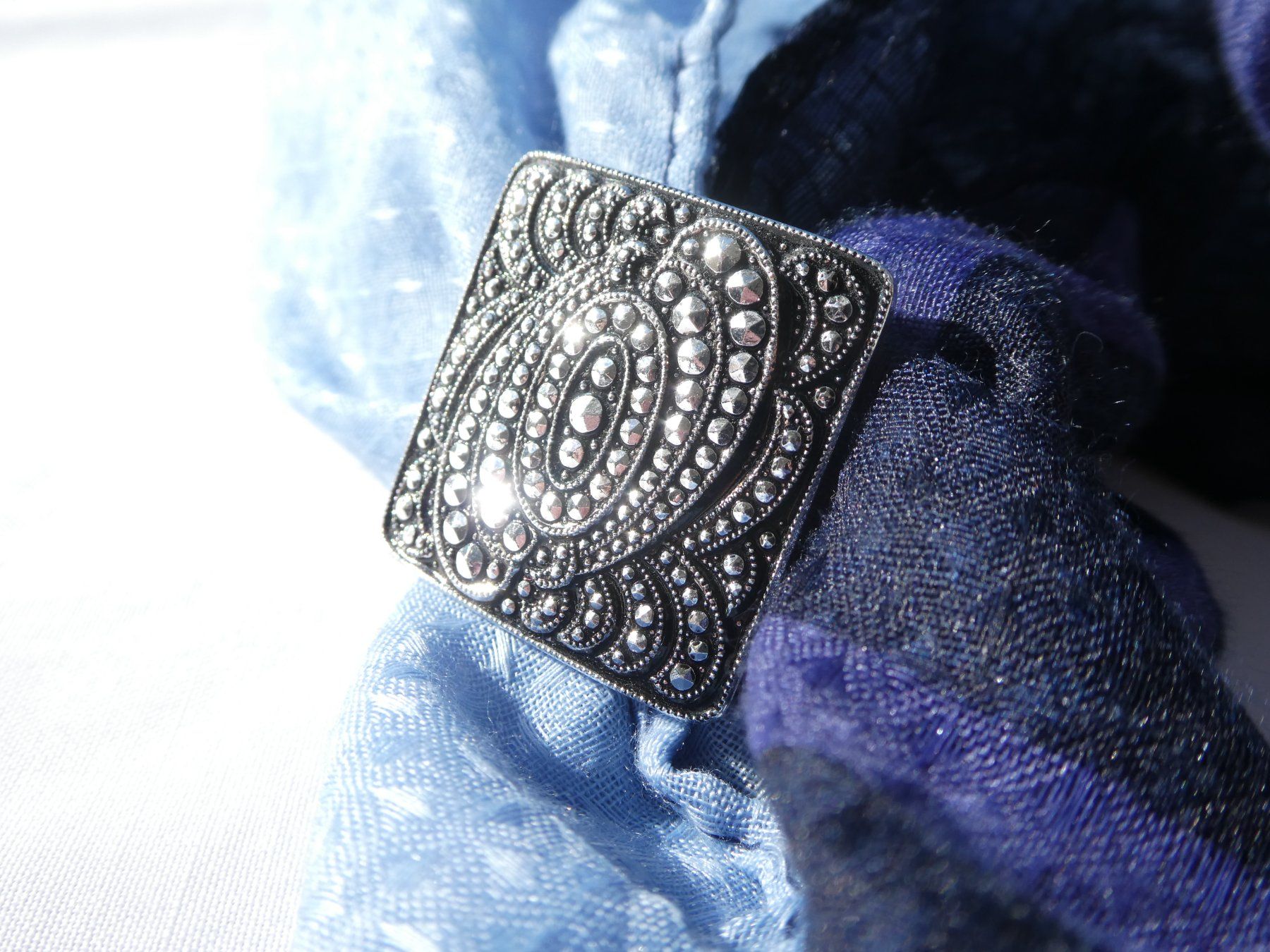 Broches & Aiguilles: Schalspange, Modeschmuck – D'occasion à Gattikon par kaandooh 3