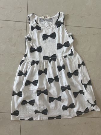 H&M Sommerkleid, Grösse 134/140, weiss mit Schleifen🎀
