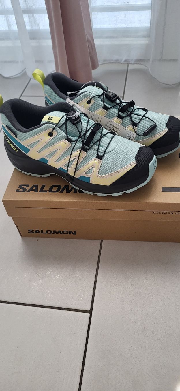 Salomon Scarpe da uomo: Salomon  Schuhen Grösse 37 neu – Nuovo e nell'imballaggio originale da Thierachern venduto da Anastasia123