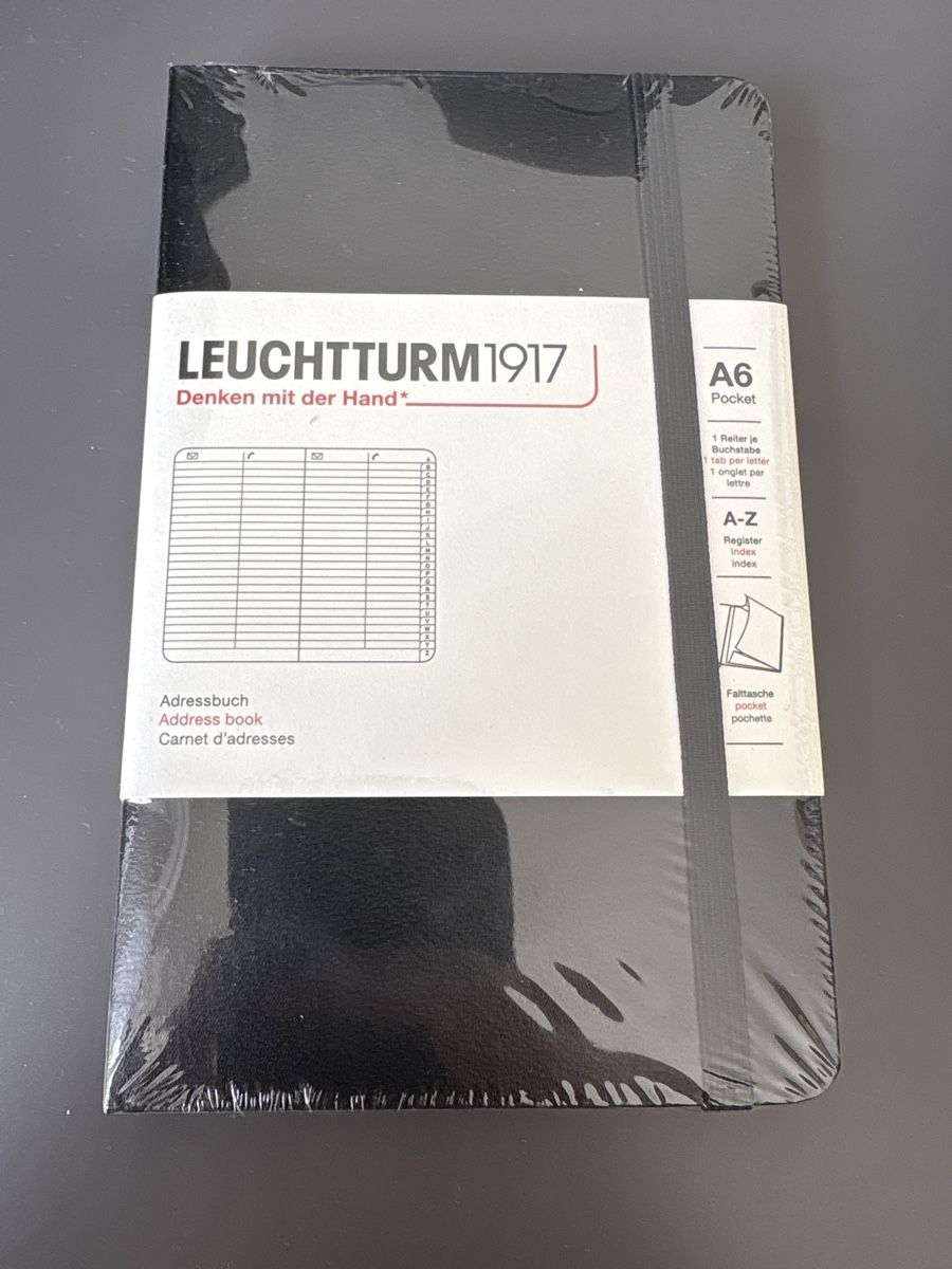 Blocchi: Adressbuch A6 Leuchtturm - Originalverpackt – Nuovo e nell'imballaggio originale da Horgen venduto da jon_8hyw