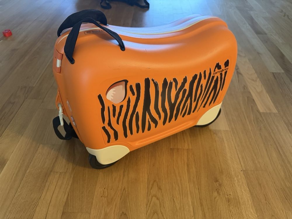 Samsonite Dream Rider Tiger Kids' Ride-On Suitcase - Orange (Neu ...