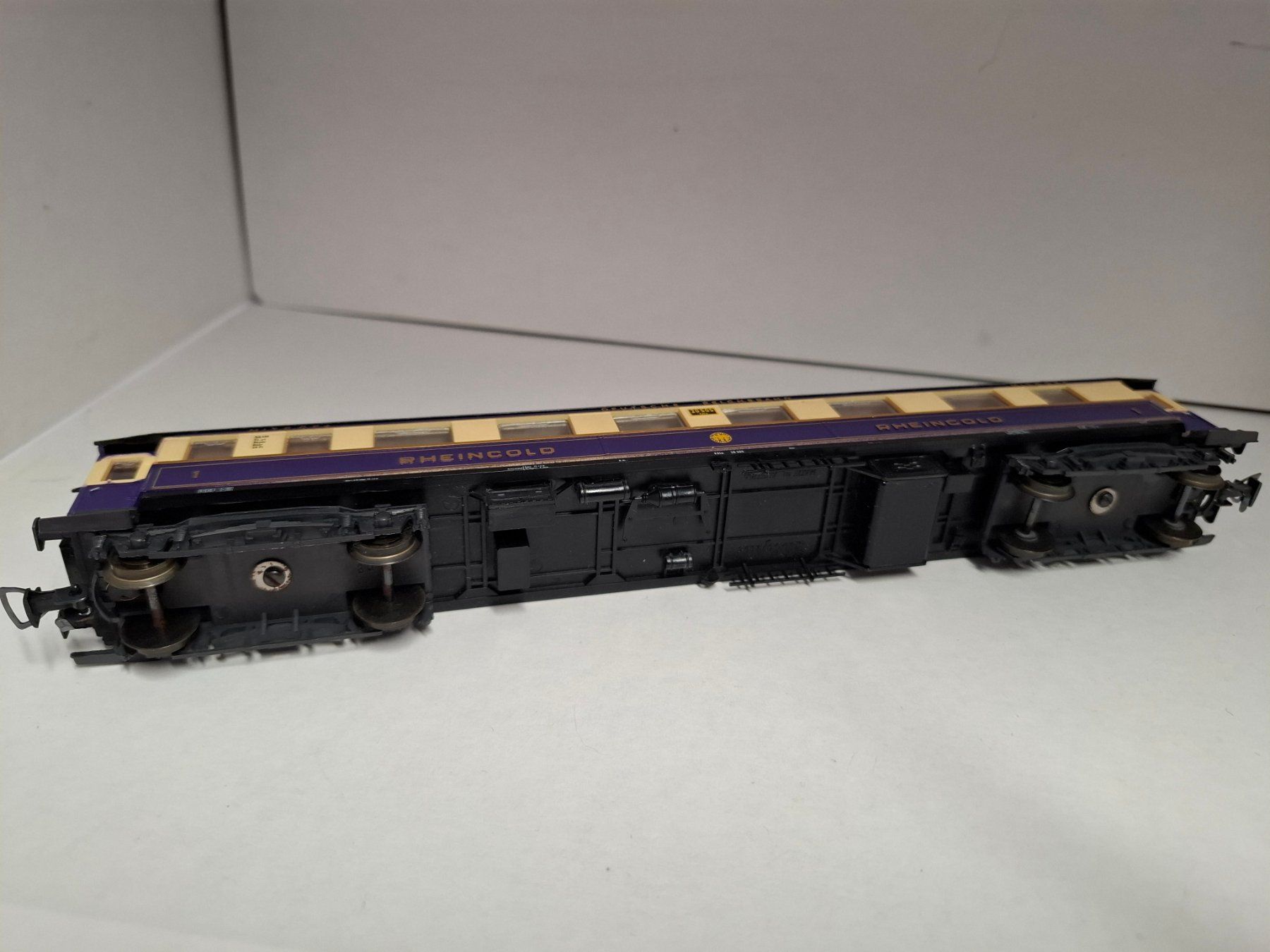 Liliput Modellini di ferrovie: Personenwagen – Usato da Stettlen venduto da hof_psy8 2
