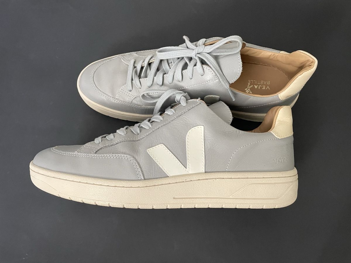Veja Scarpe da uomo: Veja Sneaker, Gr. 46 Leder – Nuovo (secondo la descrizione) da Luzern venduto da Feliz 2