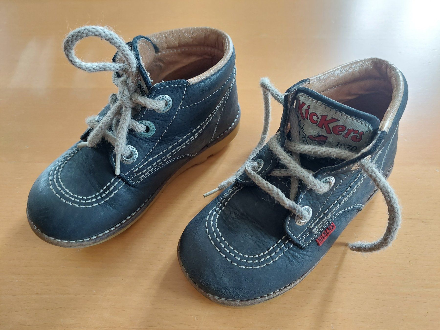 Kickers Scarpe per ragazzi: Kickers Halbschuh  Gr.27 – Usato da Zürich venduto da meymano