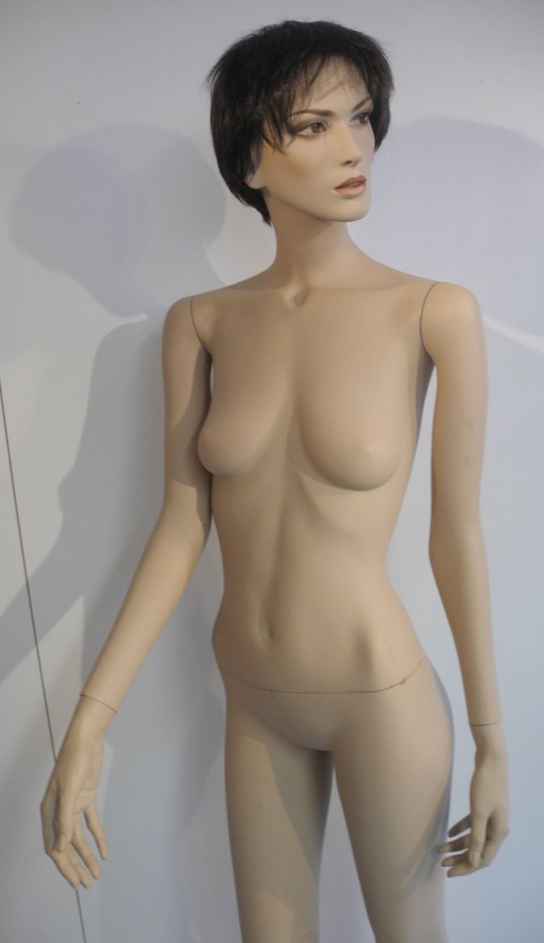Altro in Decorazioni & Accessori: Schaufensterpuppe / Mannequin antik "Bianca" – Usato da Kottwil venduto da Crazyrolf 3