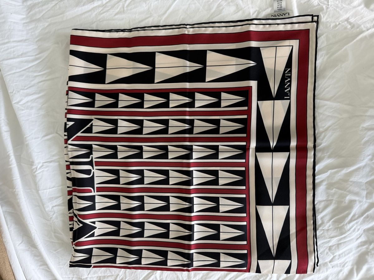 Lanvin Foulard & Sciarpe: Lanvin Silk Scarf – Nuovo (secondo la descrizione) da Lugano venduto da sawitta 6