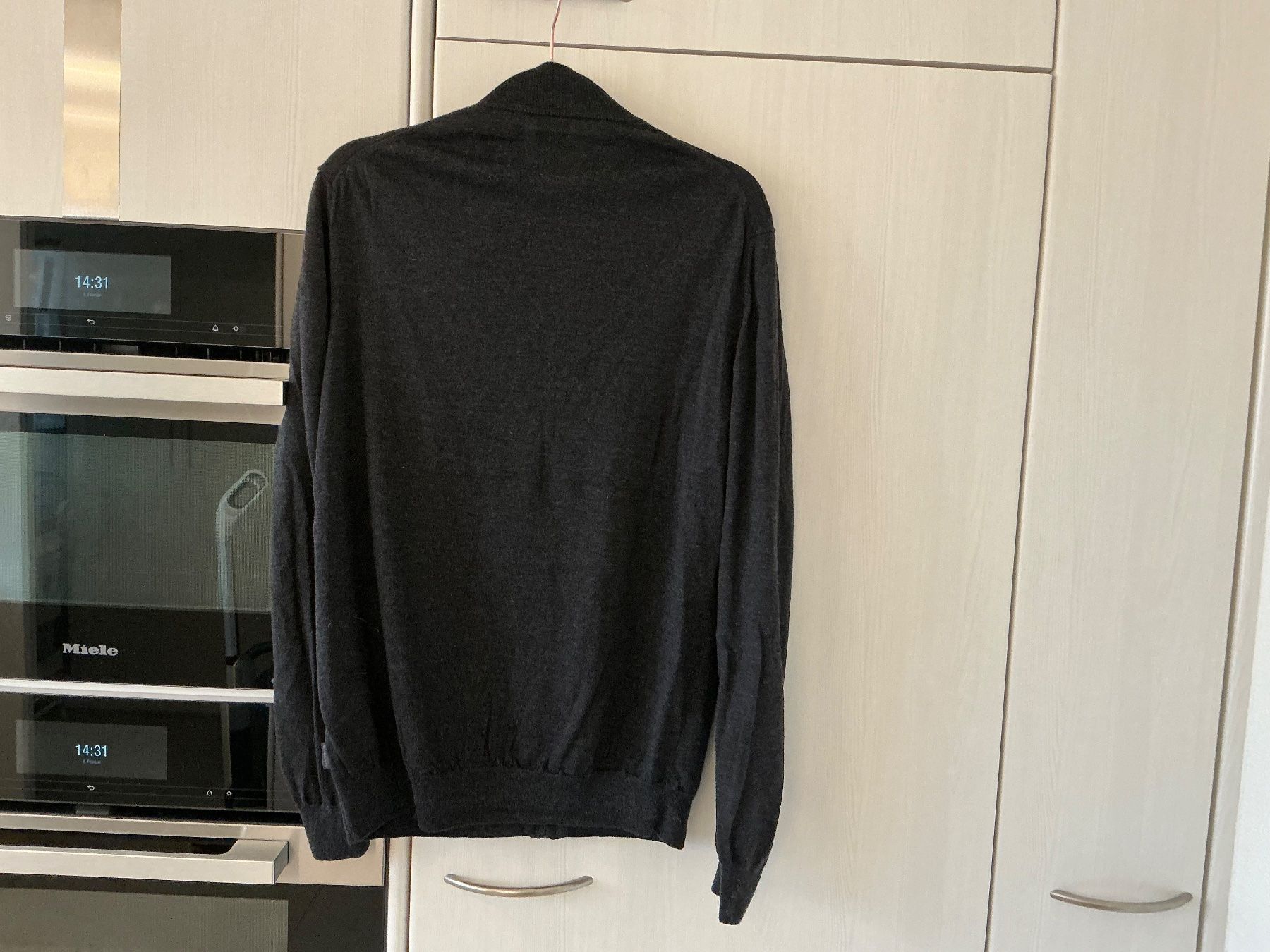 Maglioni & Felpe: Herren Strickjacke von Olymp Gr.M – Usato da Würenlos venduto da Starceve 1