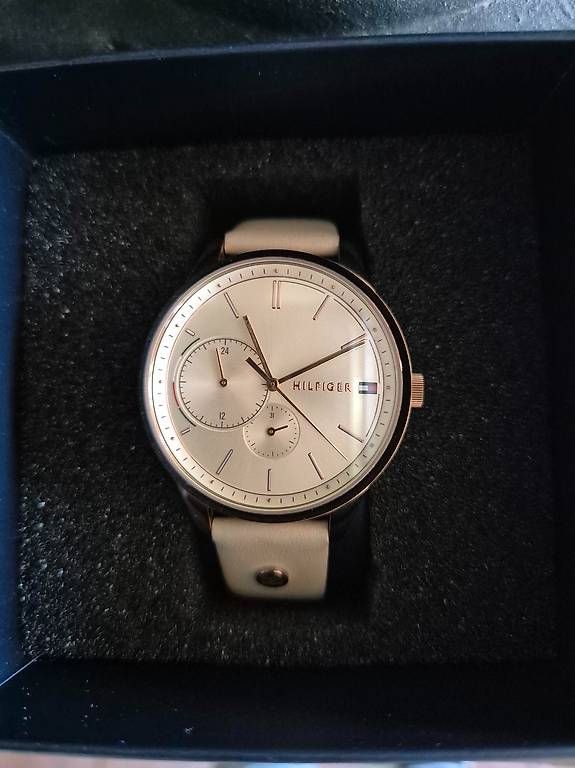 Orologi: Tommy Hilfiger Uhr – Usato da horgen venduto da massi71