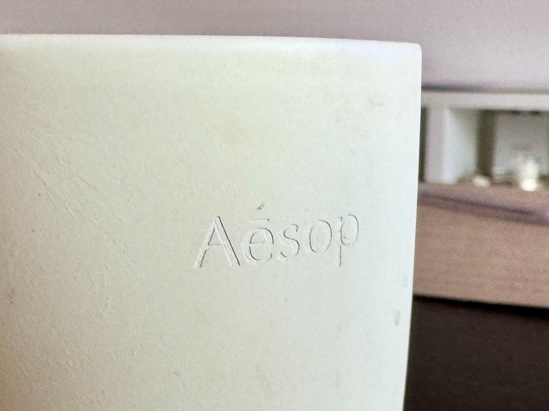 Tazze: Leere Aesop Aganice Tasse – Usato da Schlieren venduto da Edgar_k 1