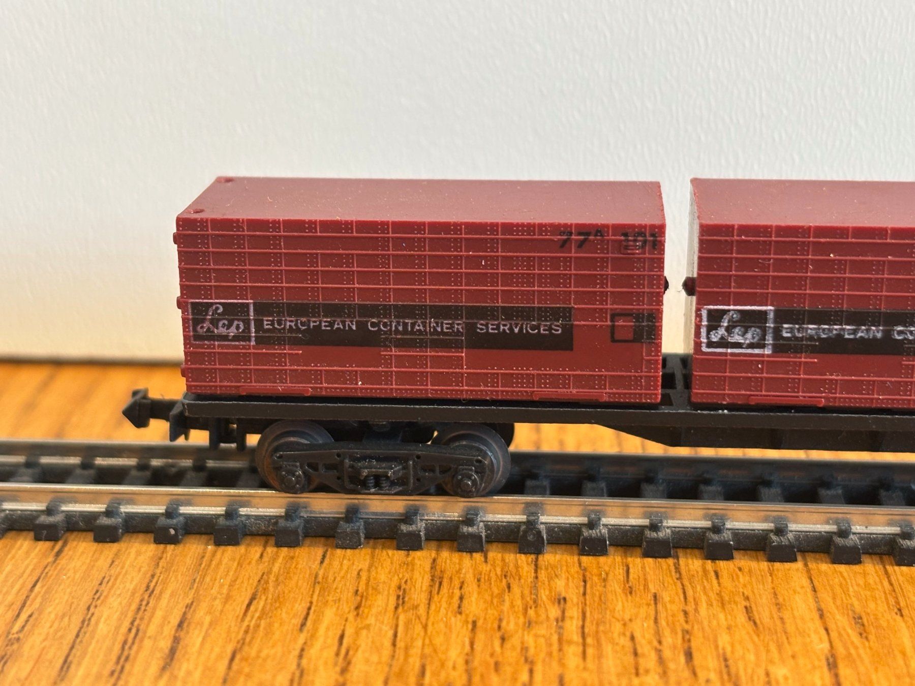 Modellini di ferrovie: L2354: Containerwagen (Spur N) – Usato da Birsfelden venduto da Birs_25 2