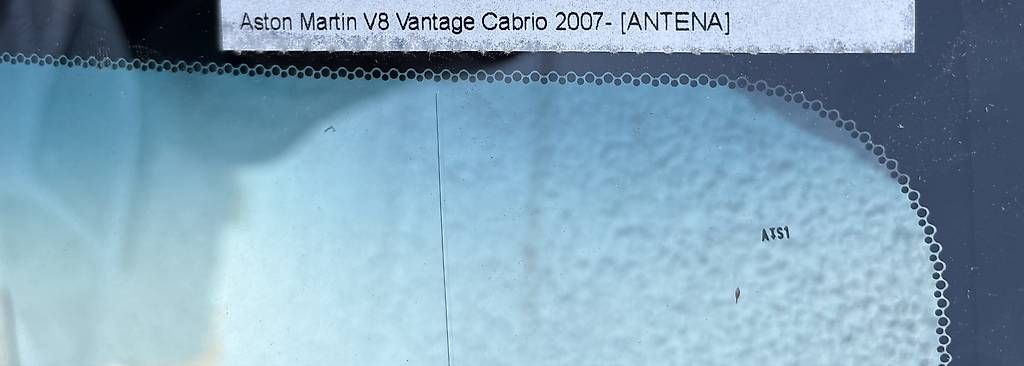Aston Martin Accessori per altri veicoli: Frontscheibe Aston Martin V8 Vantage Cabrio – Usato da Winterthur venduto da diesel_power 2