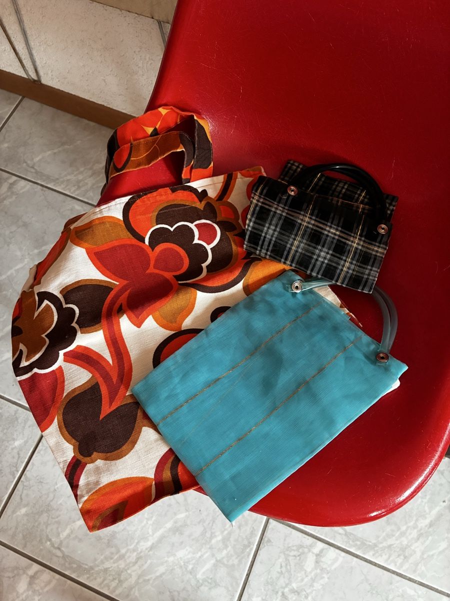 Borse da donna: Einkaufstaschen Vintage – Usato da Lengnau BE venduto da Warmbrodt