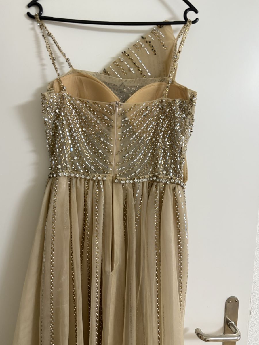 Kleider: Abendkleid Gold/Beige – Gebraucht aus Bülach von Siar1 3