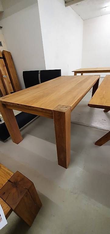 Tavoli: Tisch neu 200x100cm – Nuovo e nell'imballaggio originale da Lützelflüh-Goldb venduto da Rampenverkauf_72_ 2