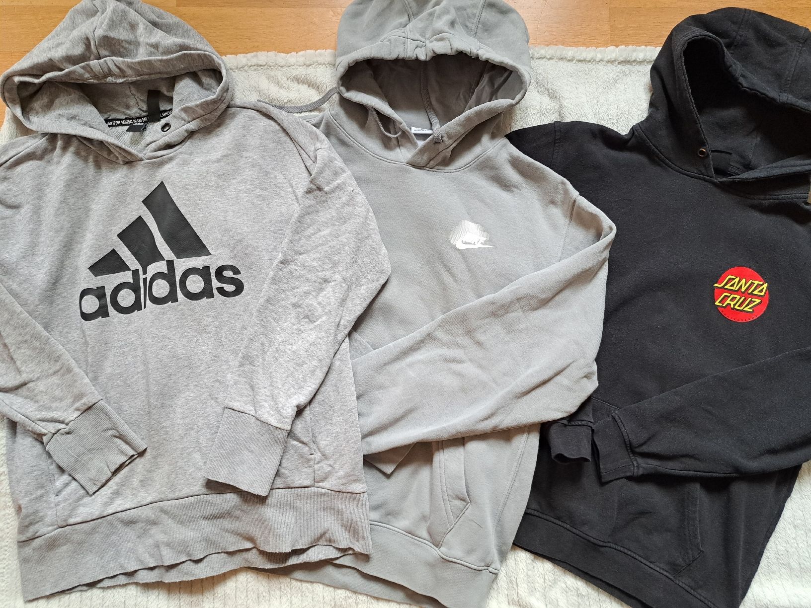 Lots de vêtements: Hoodies Set, Gr. S – D'occasion à Innertkirchen par Top_100