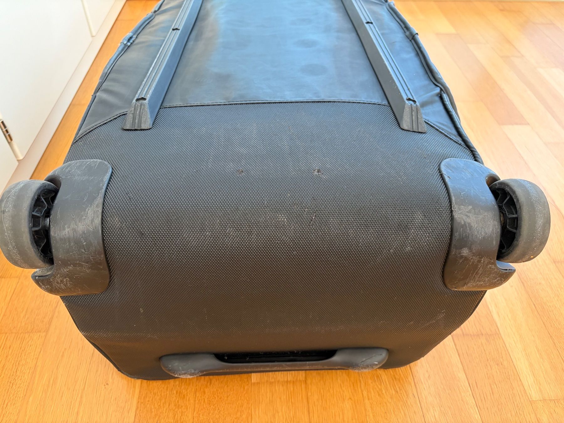Samsonite Sacs: Reisetasche Samsonite mit Rollen – D'occasion à Küsnacht ZH par Hell11 6