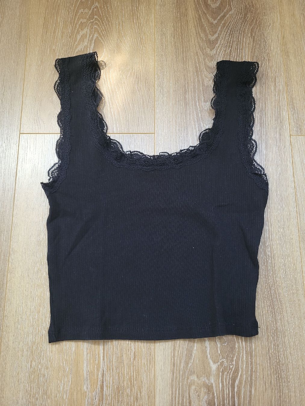 C&A Top: Débardeur noir Clockhouse taille S dentelle – Nuovo (secondo la descrizione) da Le Grand-Saconnex venduto da cle_8269