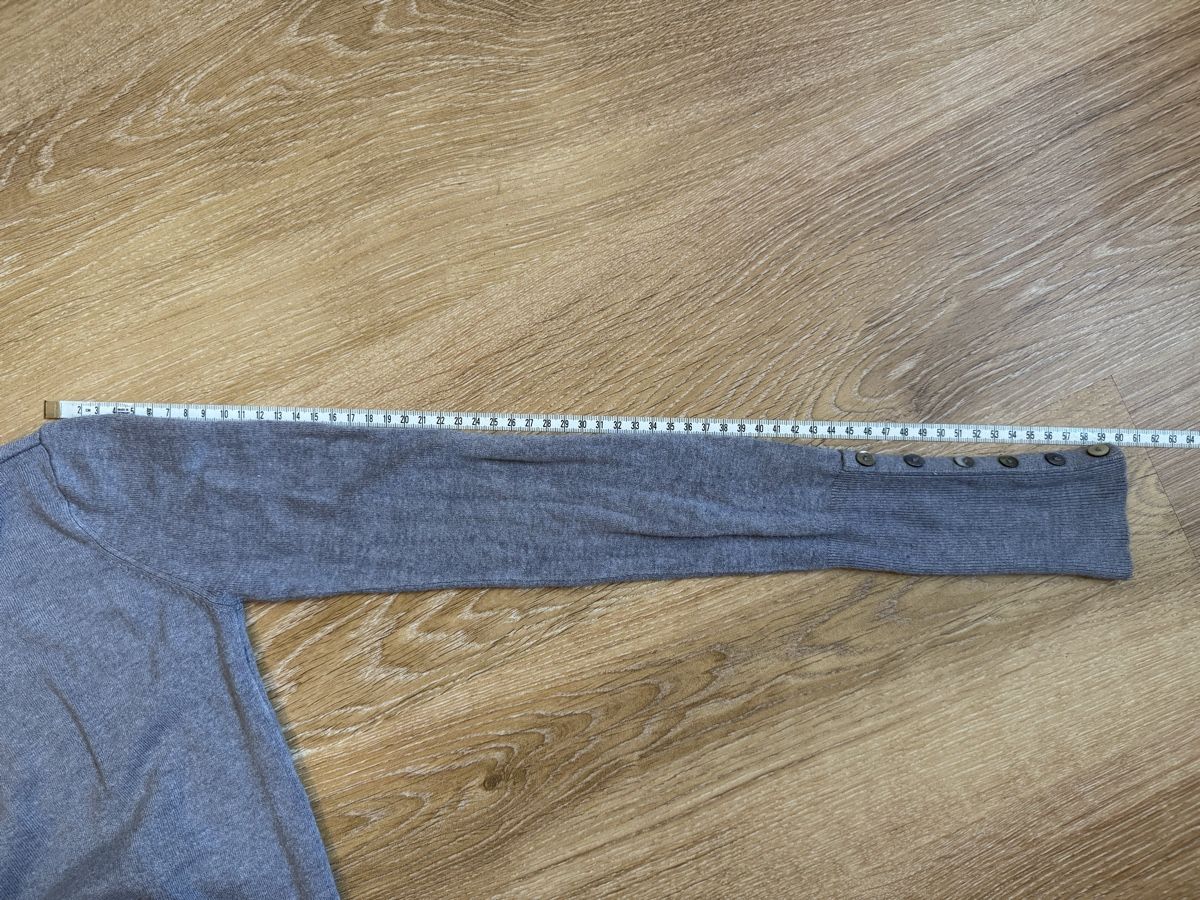 Zara Maglioni & Felpe: Pull maille col  en V gris Zara, t.36/S – Usato da Tavannes venduto da Thriftshop 4