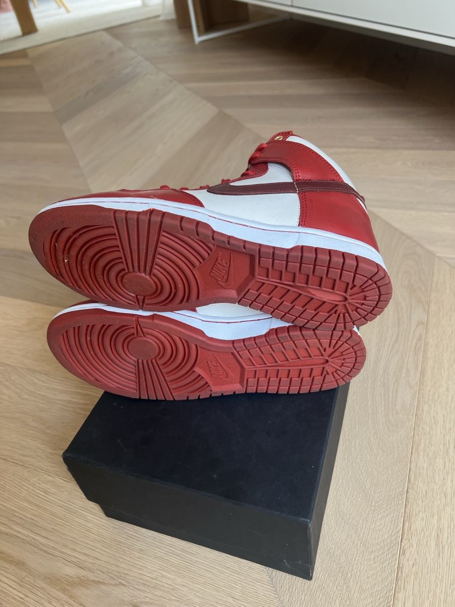 Nike Scarpe da uomo: Nike Dunk High Red White Burgundy  – Nuovo (secondo la descrizione) da Kreuzlingen venduto da Lamaro45 8