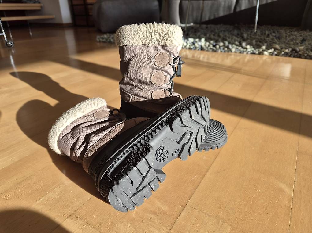 Scarpe per ragazzi: Tolle Winterstiefel, Gr. 31 – Usato da Russikon venduto da i_laura 1