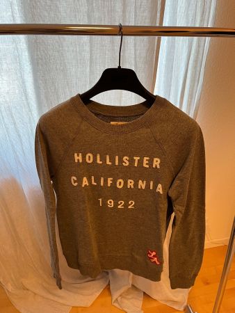 Hollister Sweatshirt