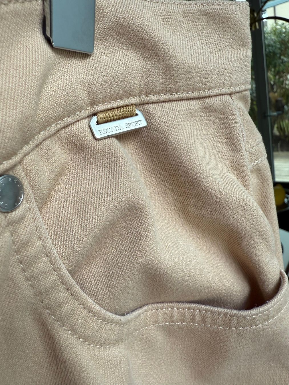 Escada Pantaloni: Escada Hose Gr. M-38 – Usato da Winterthur venduto da tim_cl8x 4
