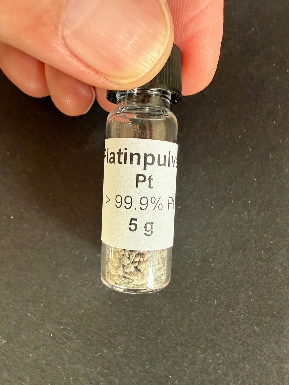 Metalli preziosi: Platin, Pulver, 99,9% Pt, 5 g – Usato da Lützelflüh-Goldb venduto da Elementis