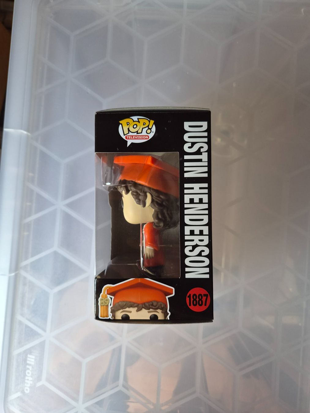 Funko Statuette: Funko Pop Dustin Henderson #1887 – Stranger Things – Nuovo e nell'imballaggio originale da Sisseln AG venduto da schenk-figuren 1