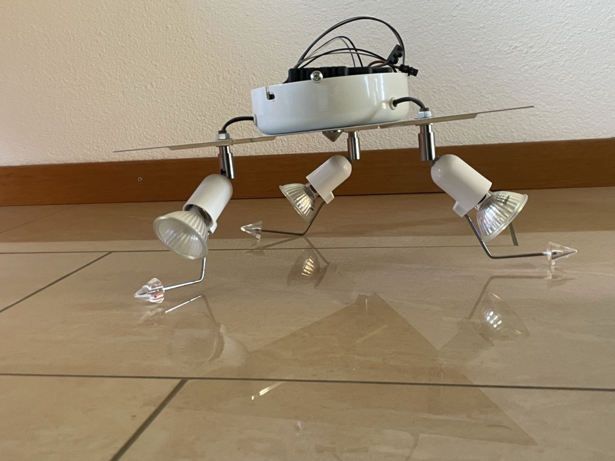 Micasa Lampadari & plafoniere: Deckenlampe dreieckig – Usato da Grenchen venduto da natalie_1 2