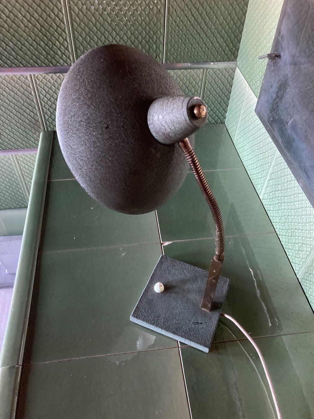 Lampes: Tischlampe, Lampe, Schwanenhals – D'occasion à Neftenbach par 889095