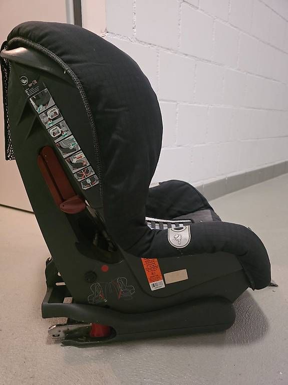 Auto-Kindersitze: Kindersitz Britax Römer Duo – Gebraucht aus Birmenstorf AG von sup_fhc5 3