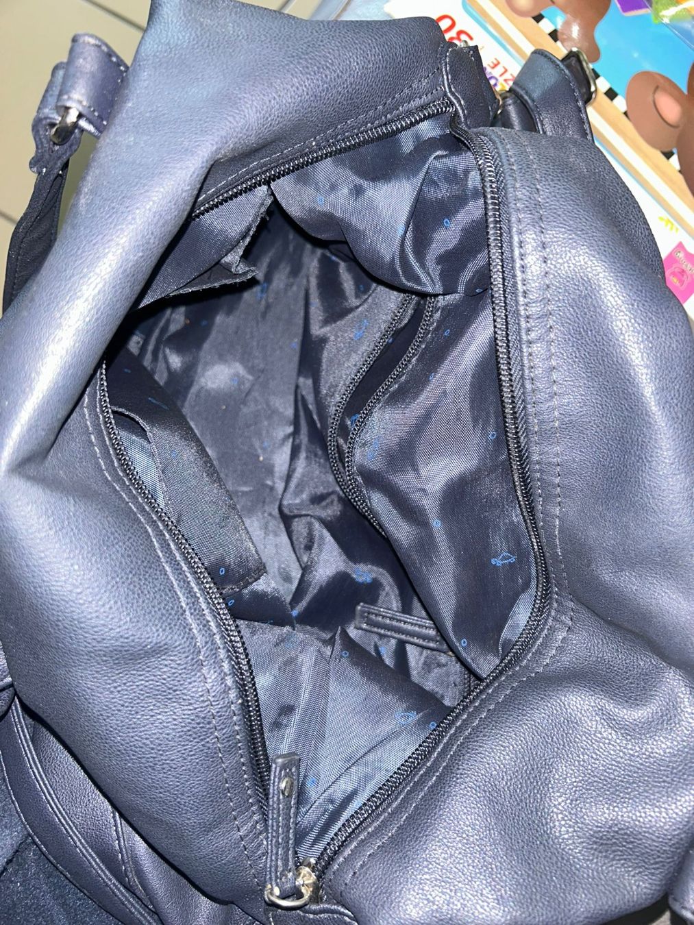 Borse da donna: Borsa da spalla o a tracolla nera Carpisa – Usato da Melano venduto da H-Sara 3