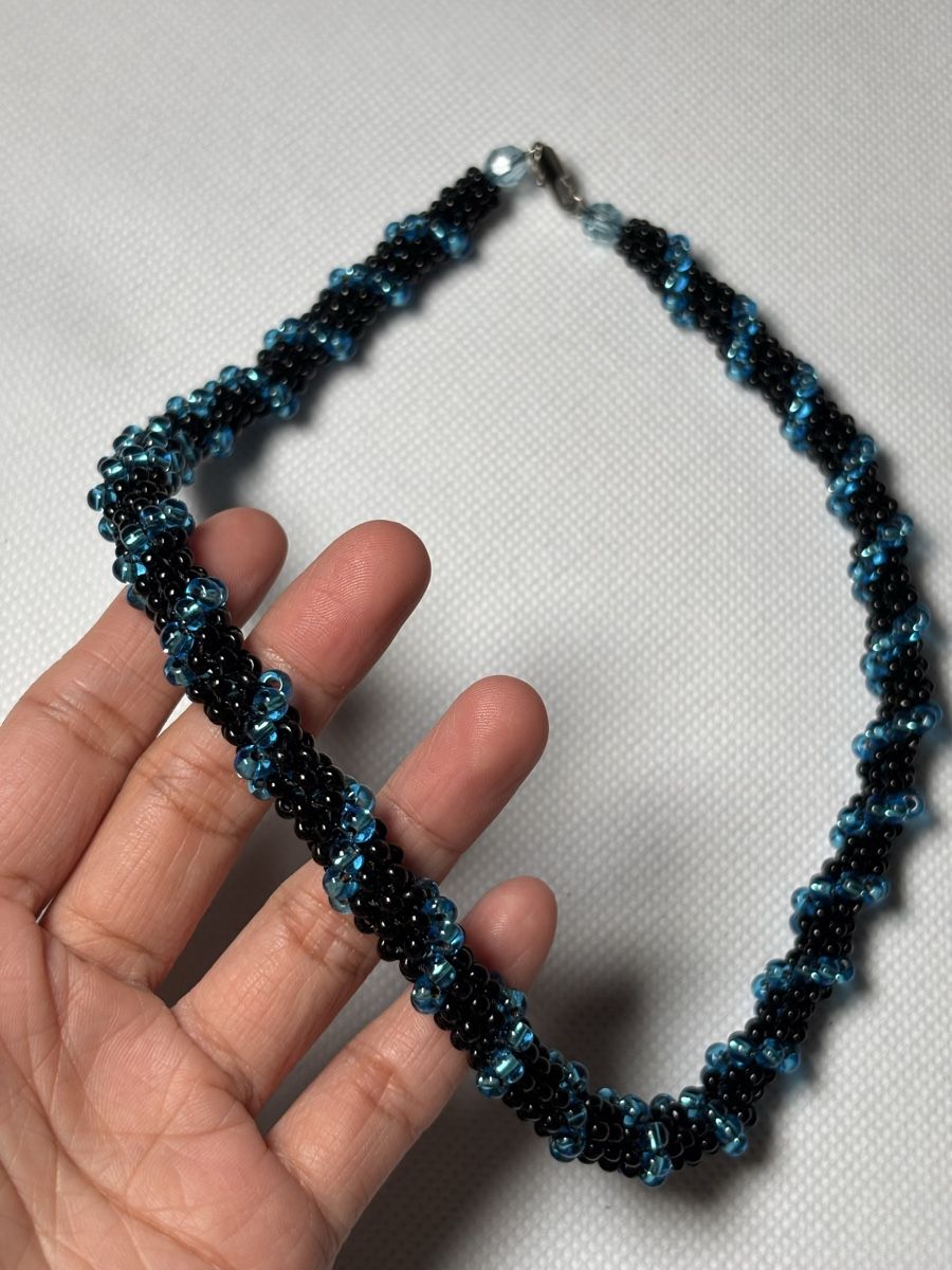 Catenine: Beads necklace – Usato da Confignon venduto da Second_Hand_Ch 1