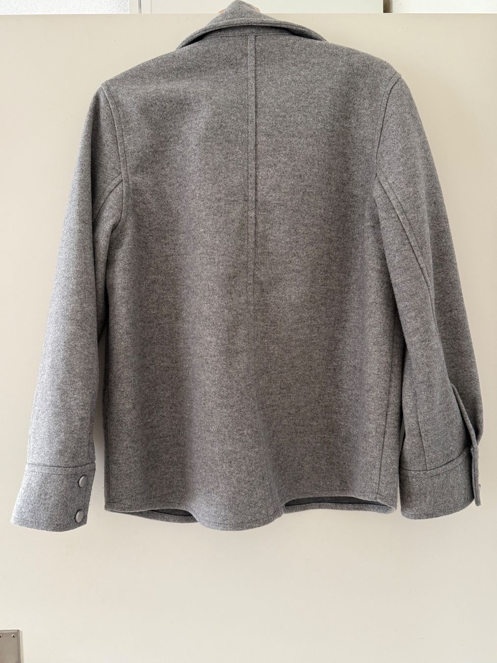 H&M Vestes: Oversized Shacket – Neuf (Voir description) à Thun par mar_lx2p 3