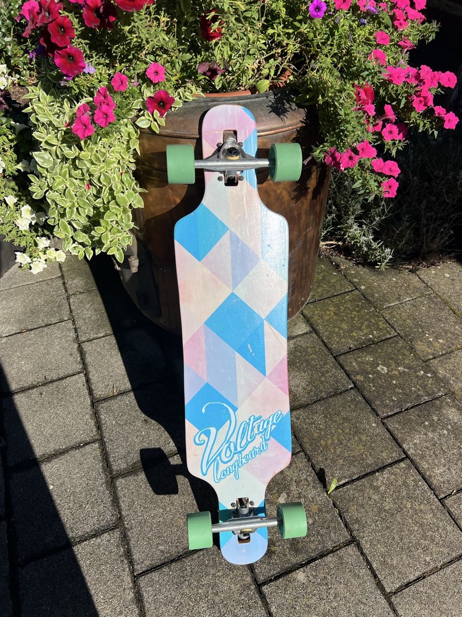 Skateboards: Gut erhaltenes Voltage Longboard – Usato da Andwil TG venduto da seam_ 1