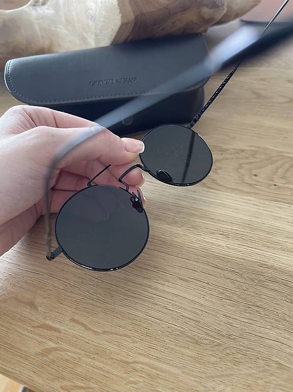 Brillen & Gläser: Sonnenbrille schwarz – Gebraucht aus Olten von bay_fh8s 4