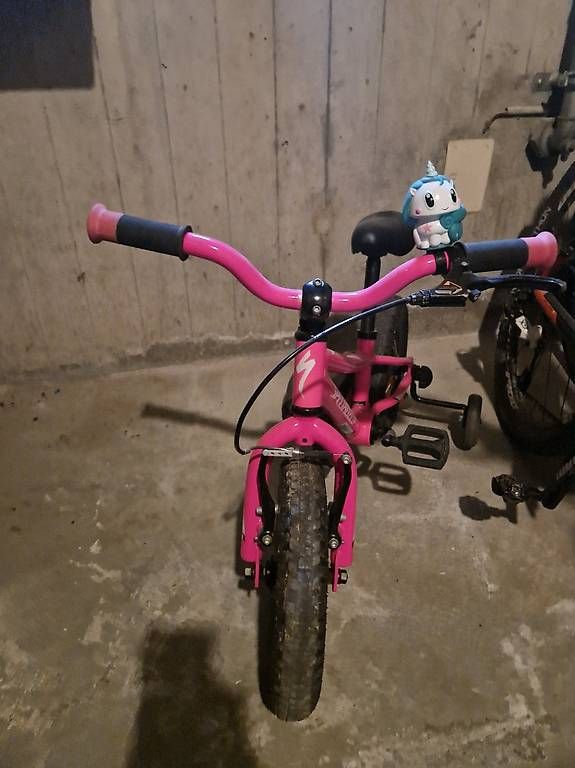 Velos: vélo enfant specialized - roue 8'' – Gebraucht aus Granges VS von Nopain 1
