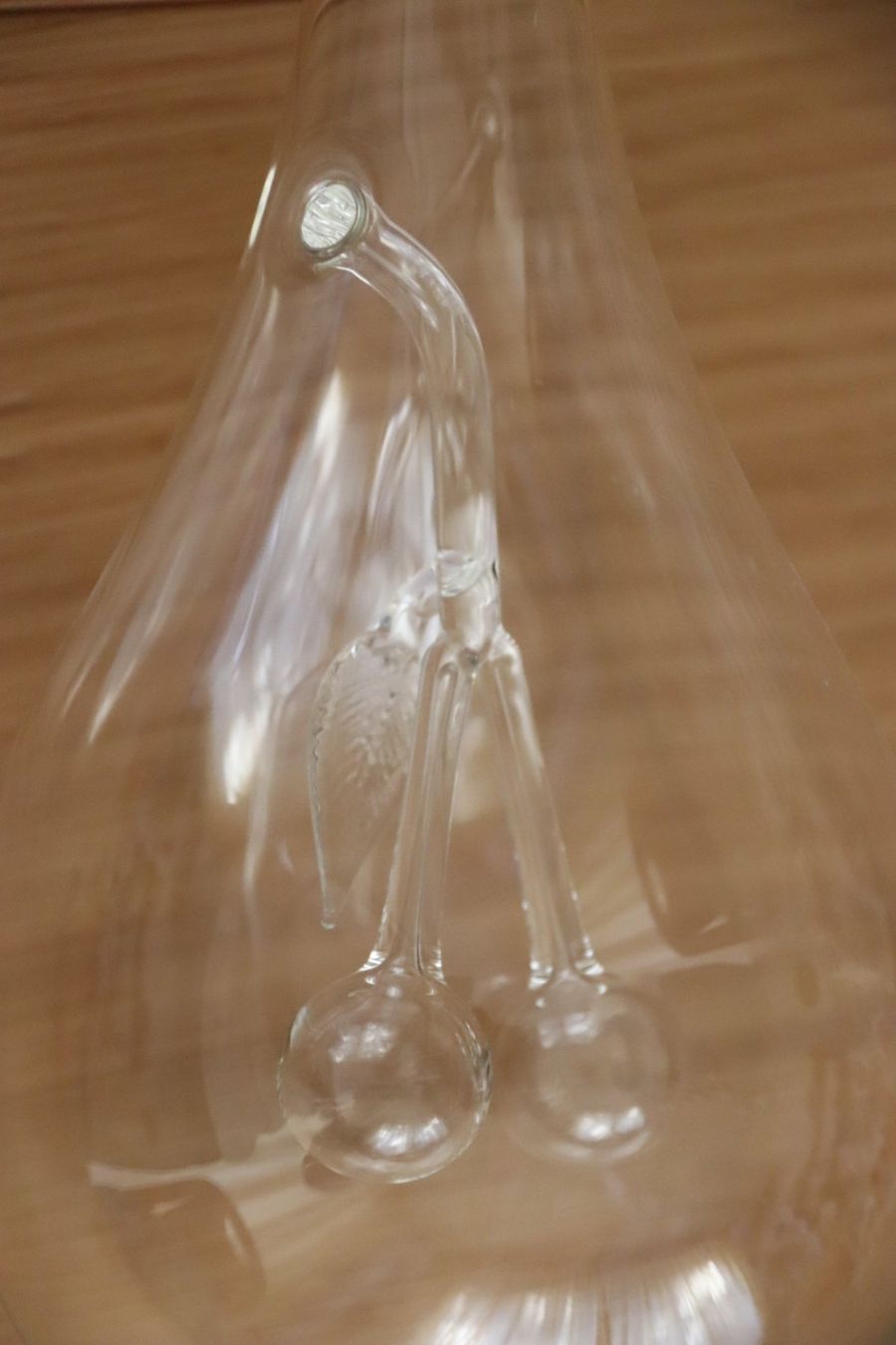 Caraffe: Glaskaraffe mit  Glaskorkverschluss+eingeblasener Kirsche – Usato da Glattfelden venduto da Sirax 2