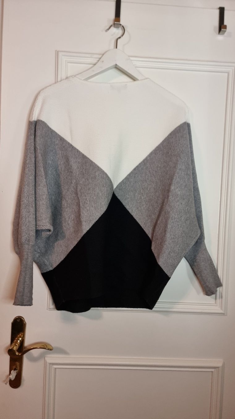 C&A Pulls & Sweat-shirts: Schicker Damenpullover Gr. 40/L Herbst Winter Look stylisch – D'occasion à Wald ZH par CapLux 4