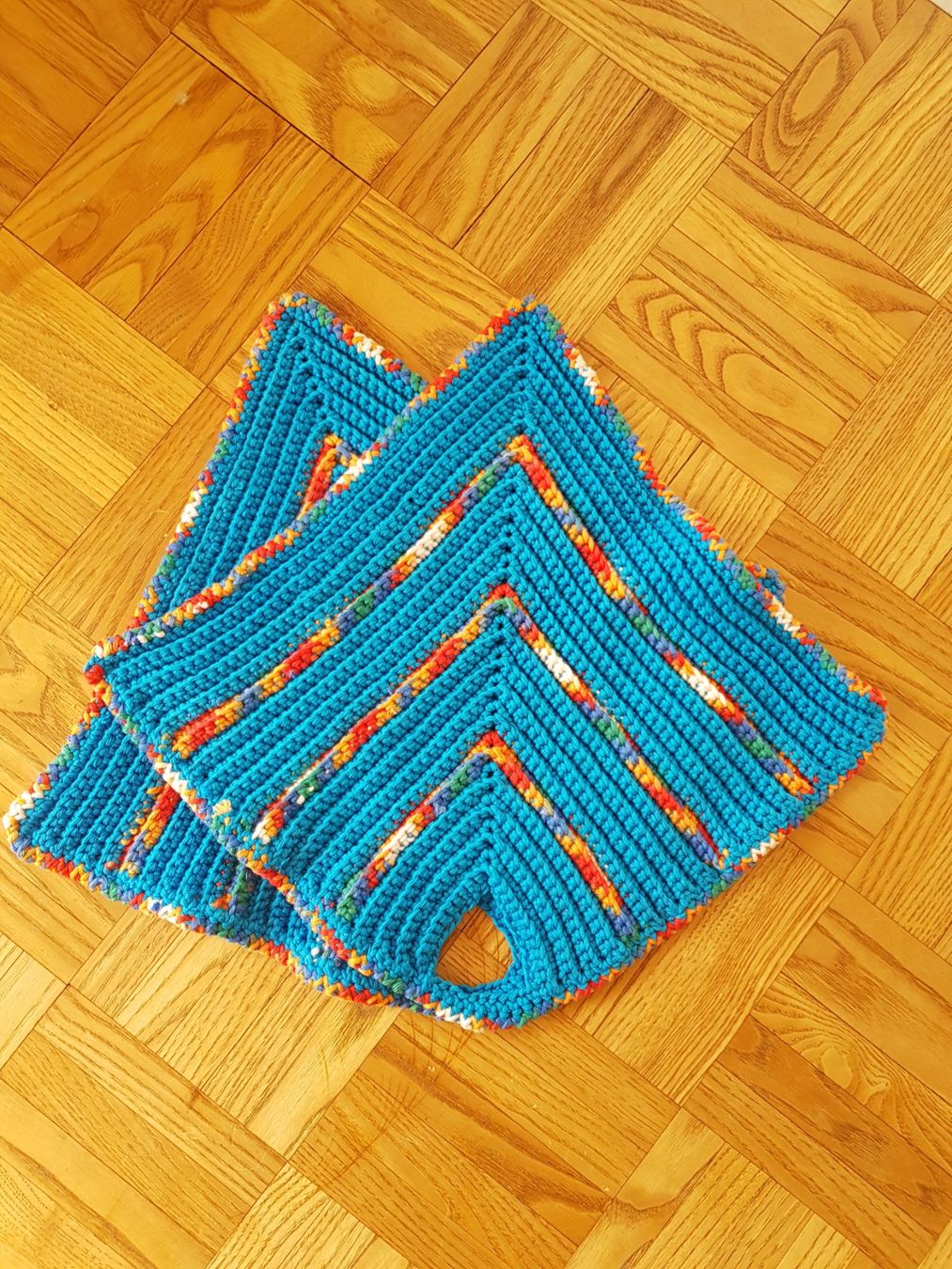 Biancheria da letto: Handgemachte Topflappen NEU – Nuovo (secondo la descrizione) da Hinwil venduto da grb02