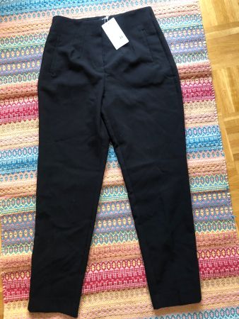 C&A Stoffhose, neu mit Etikett, Gr.  36 klassisch schwarz