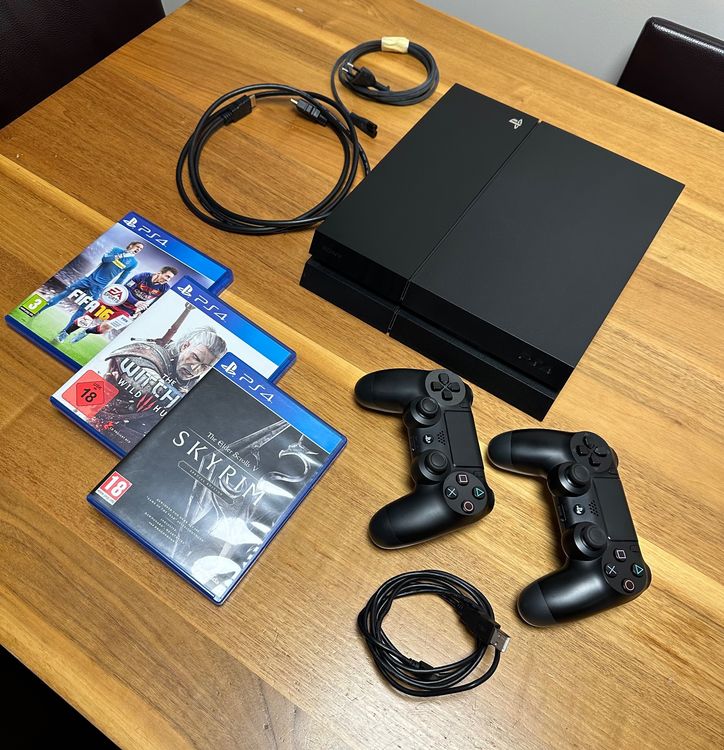 PS4 500g inkl. 2 Dual Shock Controllern und 3 Games | Kaufen auf 