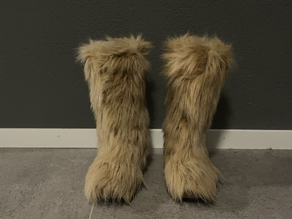 Bottes apres ski en peau de mouton taille 39 Comprare su Ricardo