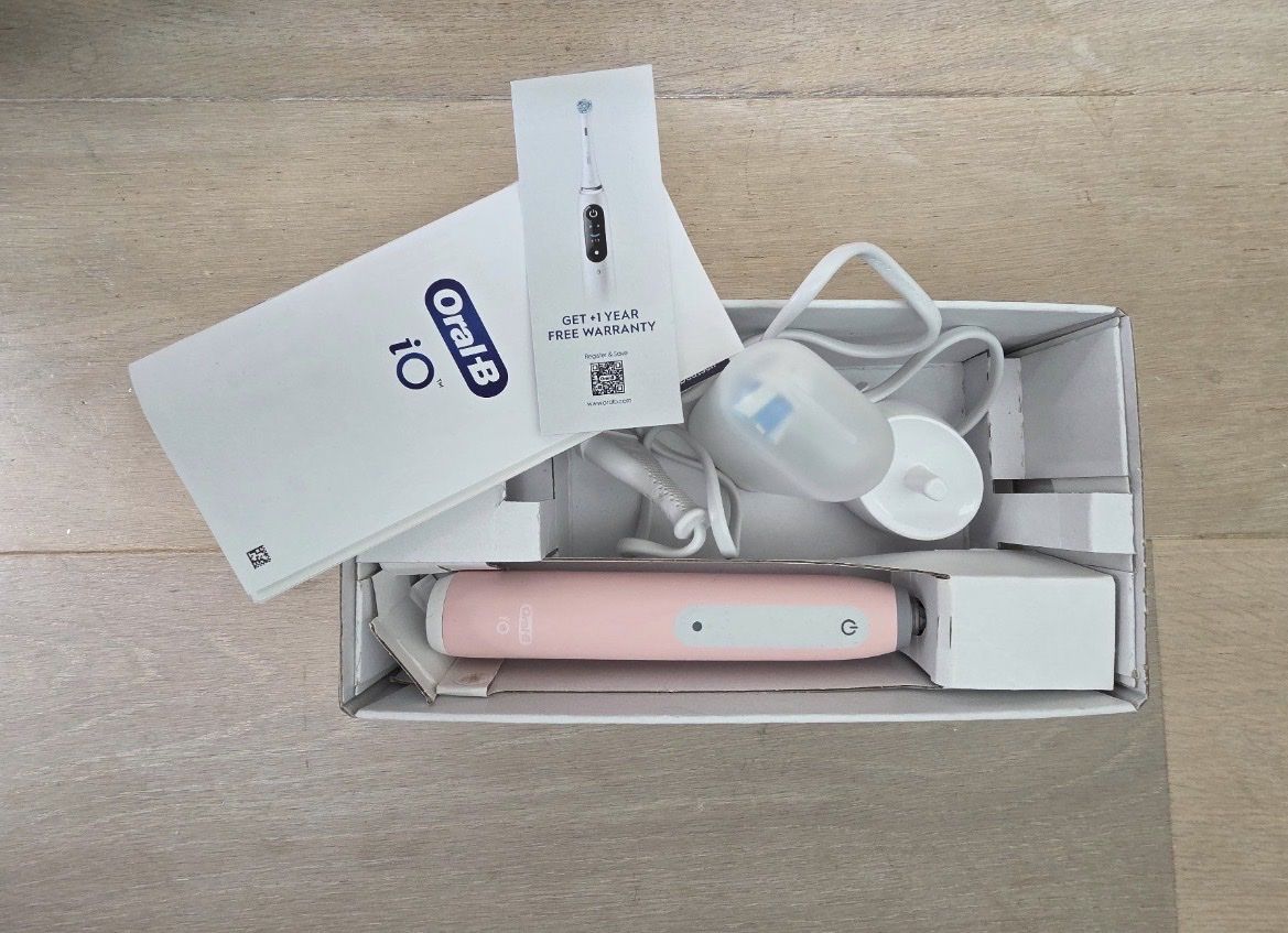 Oral B Cura dei denti: Oral B iOS 3 NEU – Nuovo e nell'imballaggio originale da Uerikon venduto da ZurichCity01 2