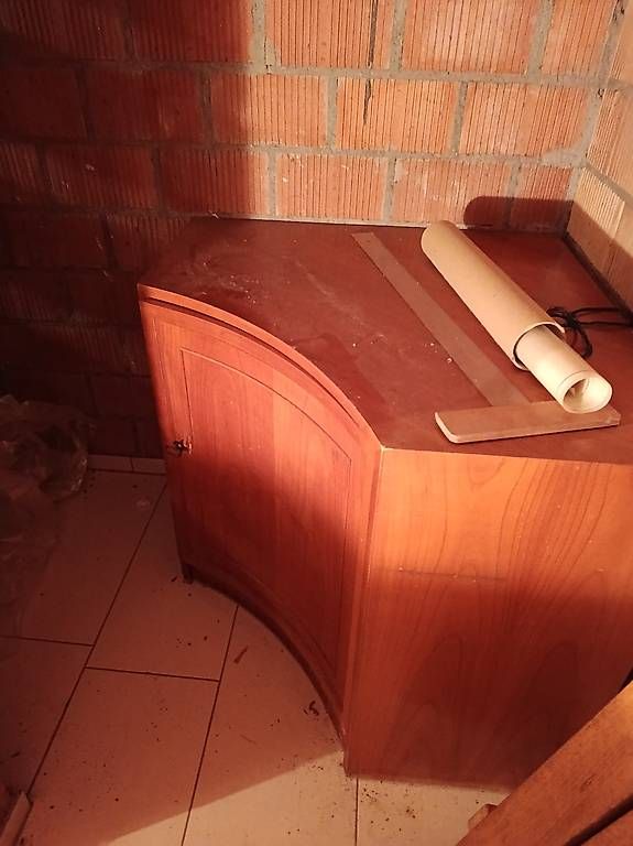 Schränke: EggSchrank  – Gebraucht aus Staufen von leo_d5c7