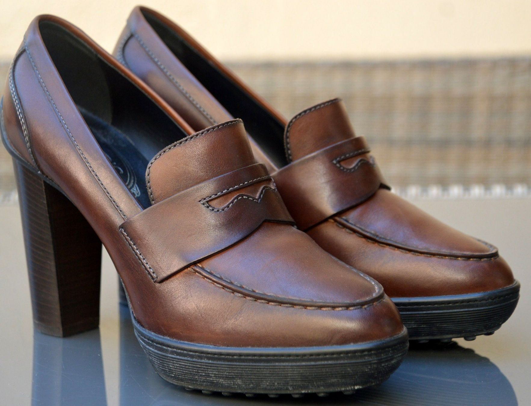 Tod'S Damenschuhe: TOD'S Schuhe / chaussures  .37.5 – Gebraucht aus Collonges von arashee 4