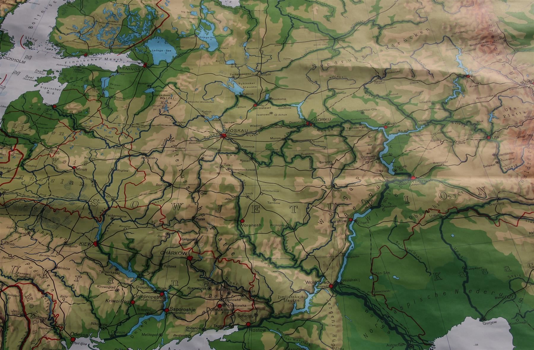 Cartine & Atlanti: XL Schulwandkarte "Osteuropa" – Usato da Birrwil venduto da brandschatz_birrwil 9