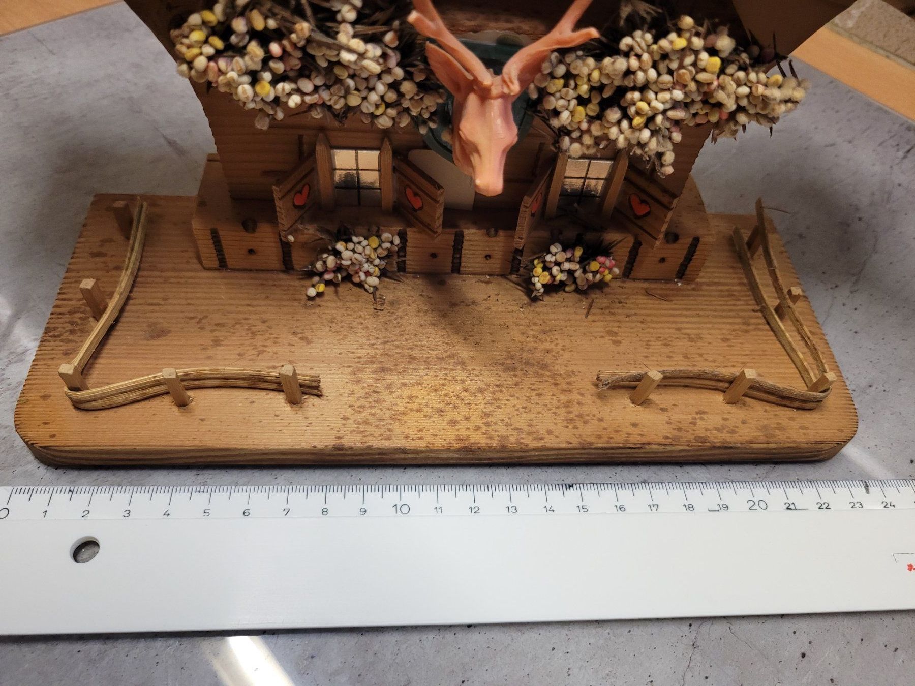 Alle Dekorationen: Chalet de chasse décoratif – Gebraucht aus Bevaix von pac_7gyt 5